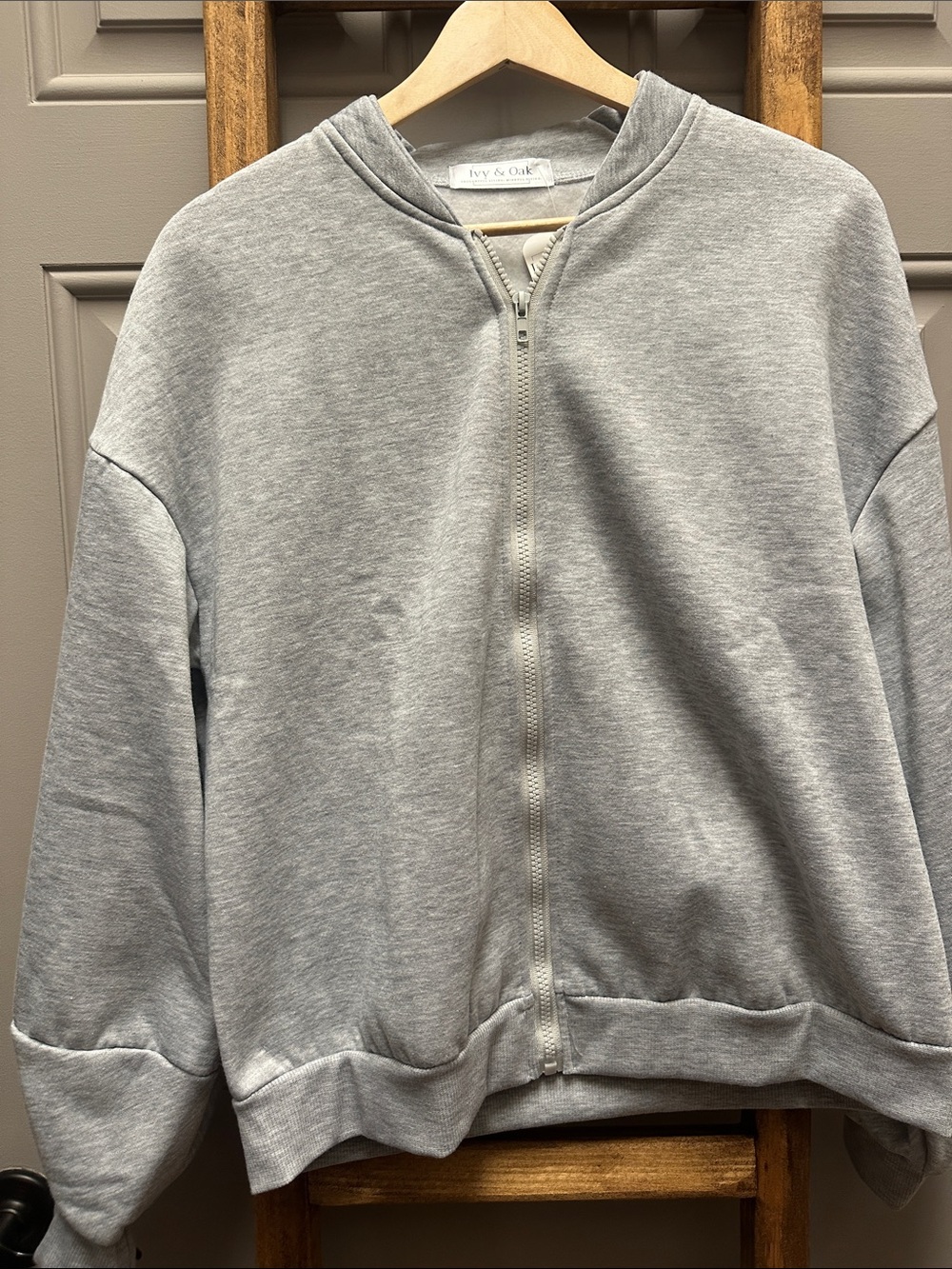 Women's Light Gray Zip-Front Crew Sweater